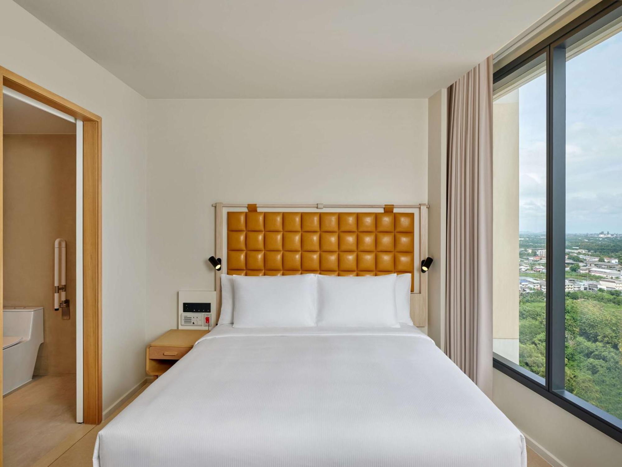 Hilton Garden Inn Rayong Buitenkant foto